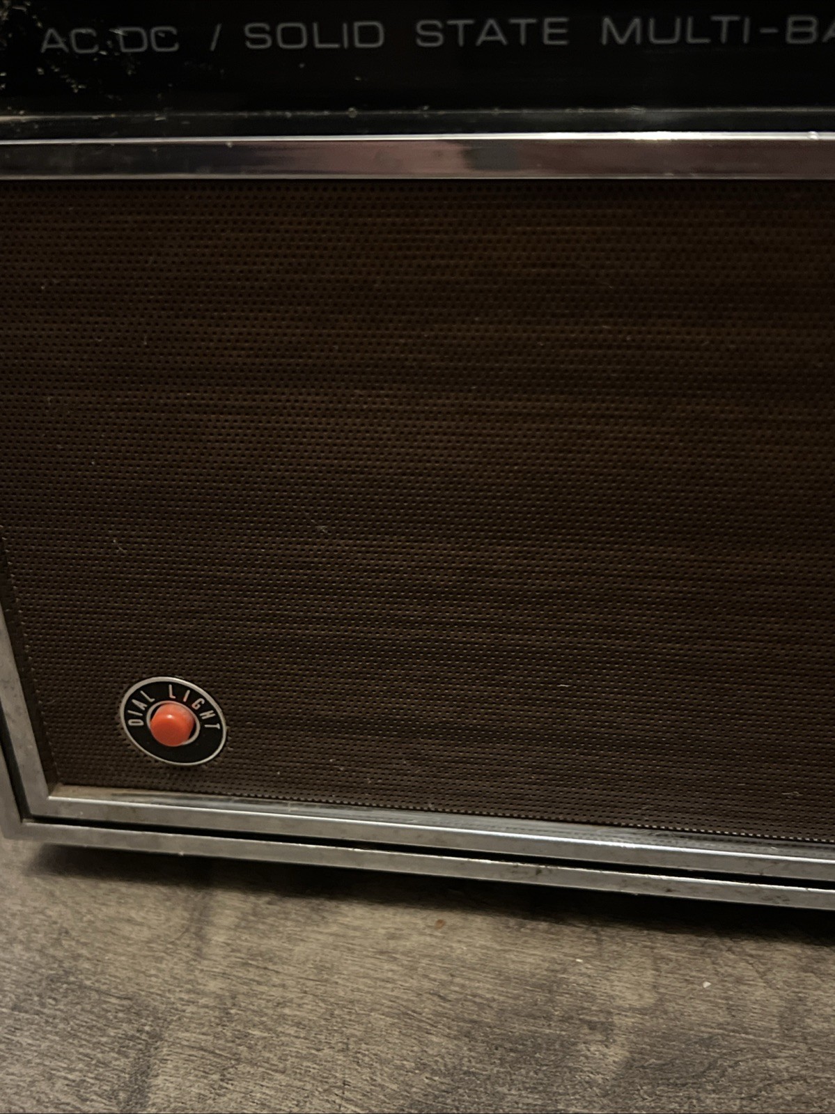 Vintage TrueTone MNM3386A-37 Solid State Multi Band Battery/AC Radio WORKS!