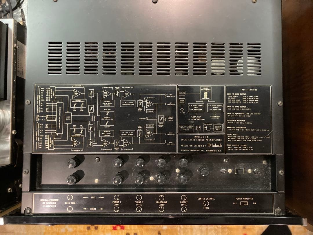 McIntosh C28 & MC2505 Stereo Preamp Power Amplifier Set