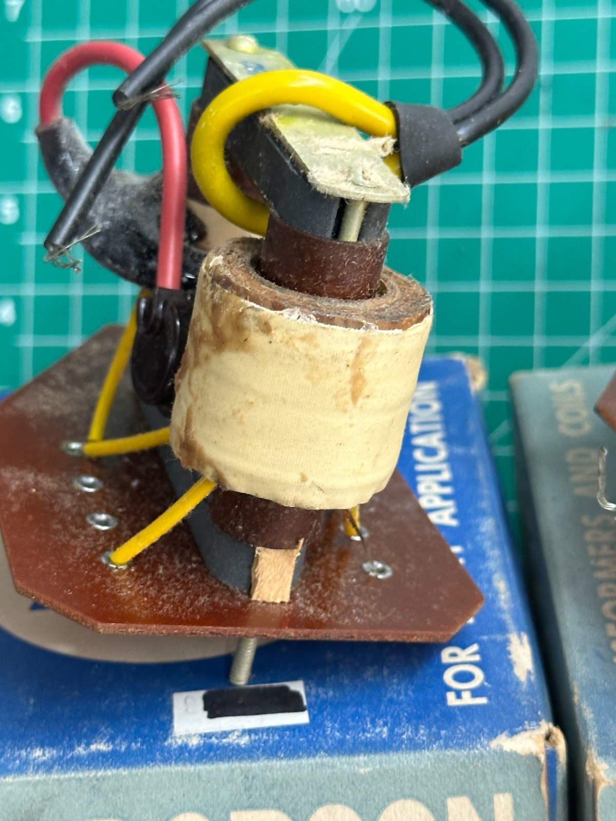 3-pack VINTAGE Halldorson Fly 180 Power Horizontal Output Transformer 306811-1