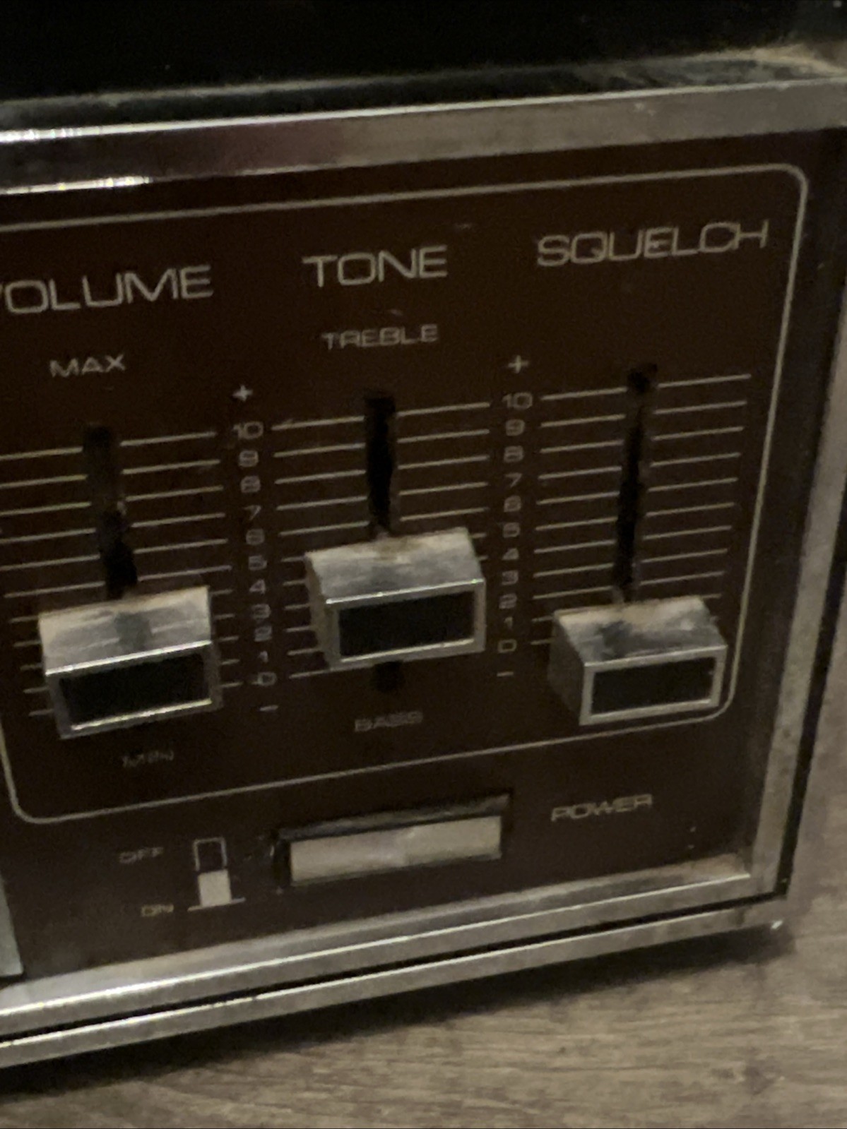 Vintage TrueTone MNM3386A-37 Solid State Multi Band Battery/AC Radio WORKS!