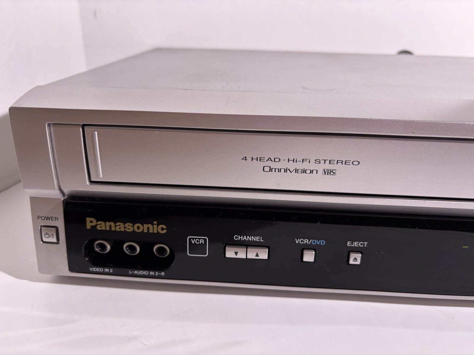 Panasonic Omnivision PV-D744S-A DVD/VCR Recorder Combo Player TESTED & Working!
