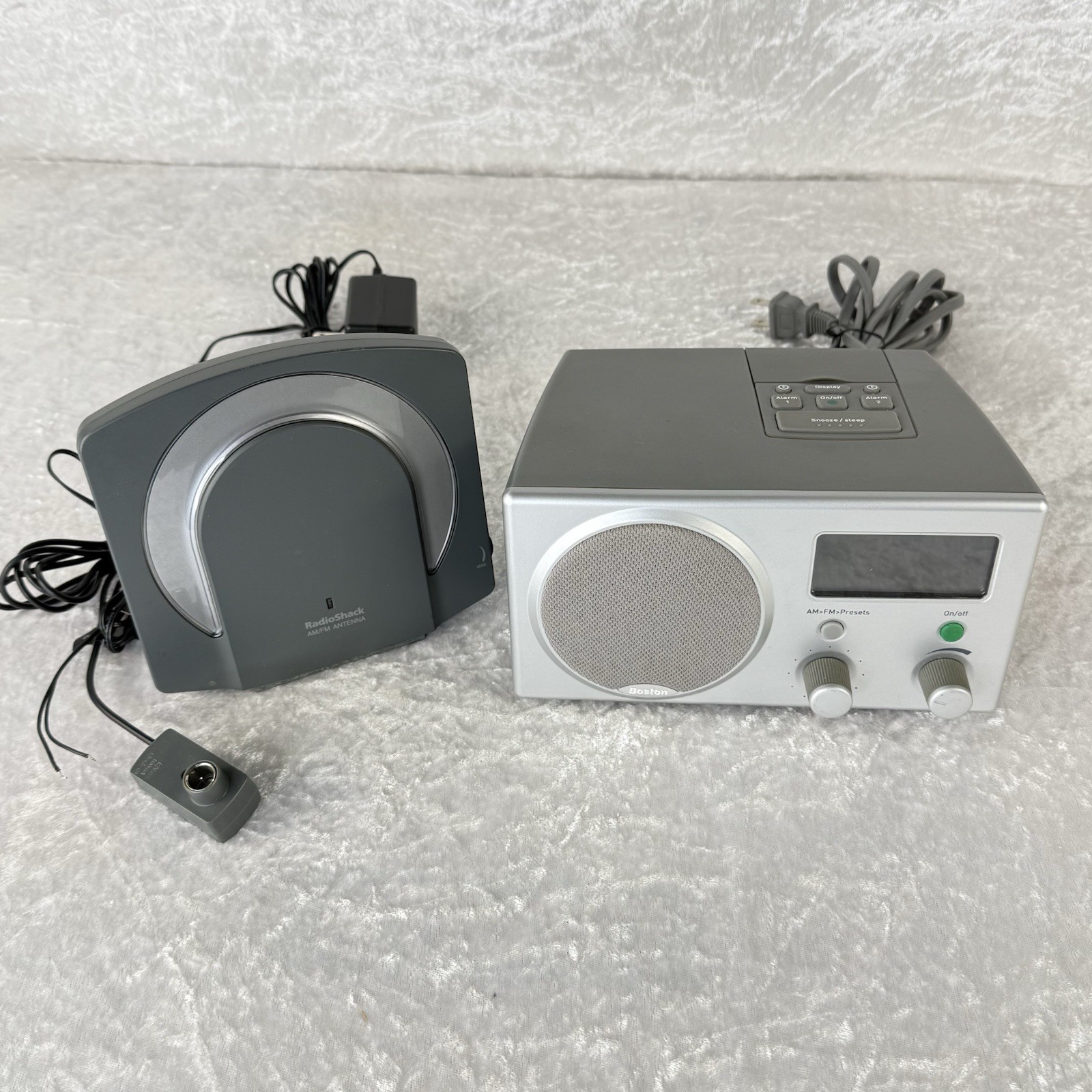 VTG Boston Acoustics Receptor AM/FM Tabletop Audiophile Radio Amplified Antenna