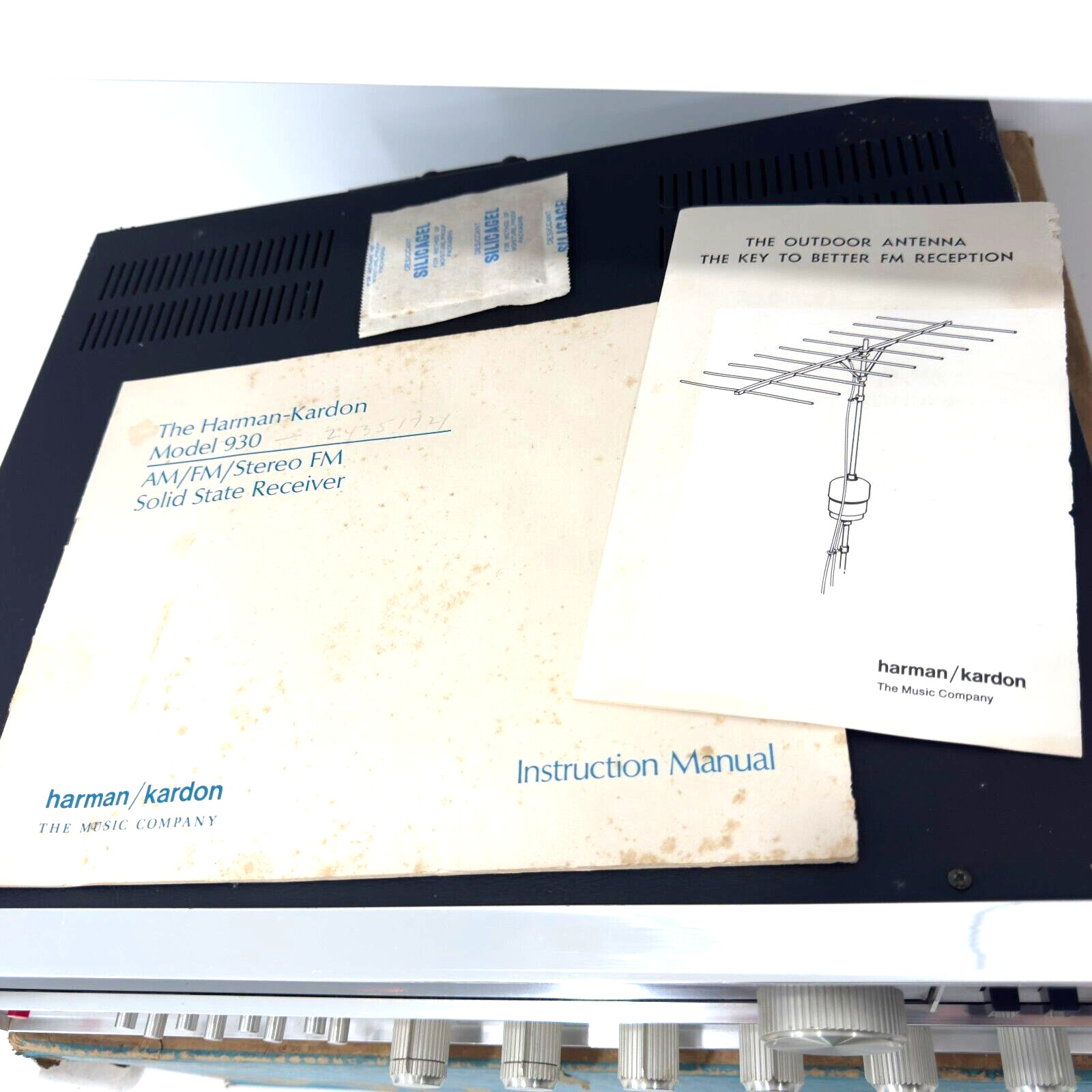 The Harman-Kardon HK-930 Twin Powered Receiver +OEM Box, Manual, Inserts – Video
