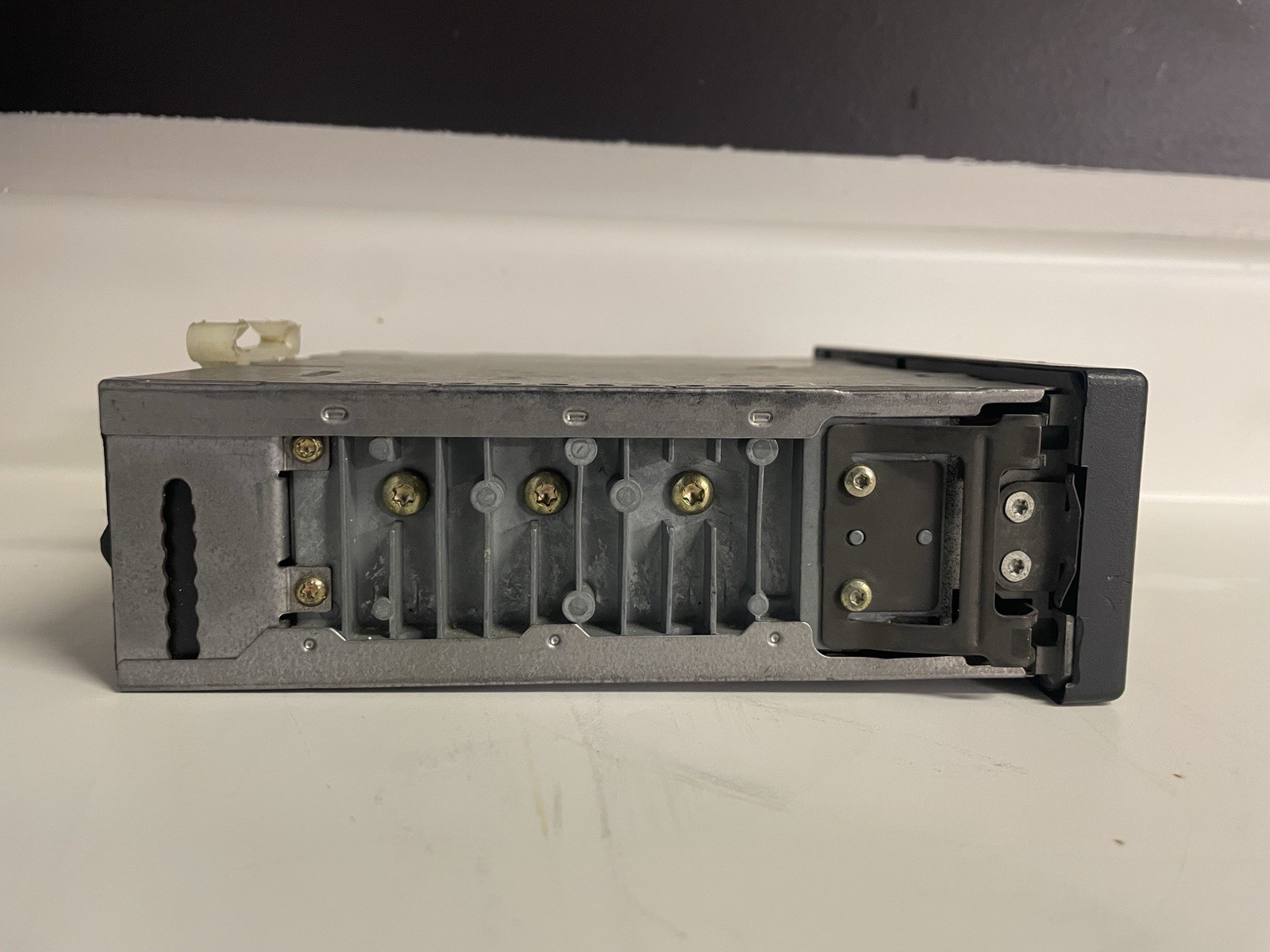 1992 – 95 AM/FM Ford Cassette Radio, Ford Escort, Sable, Taurus F43F-19B132-AA