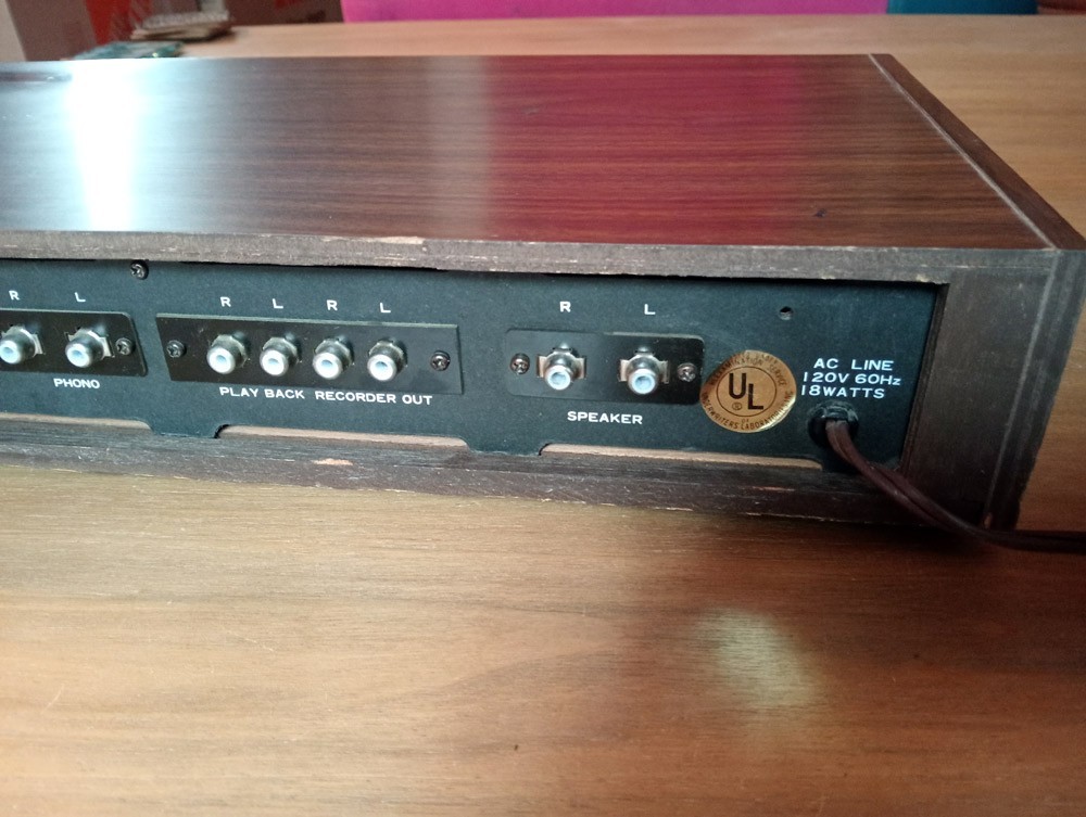 Vintage Craig 1505 AM/FM Stereo Receiver Working but Needs Repair on Audio Chann