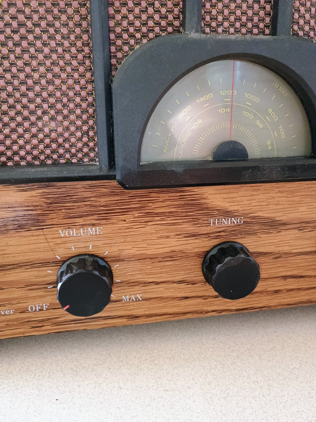 Randix OTR-98 AM/FM Radio Replica Reproduction Cathedral Style Wood Cabinet