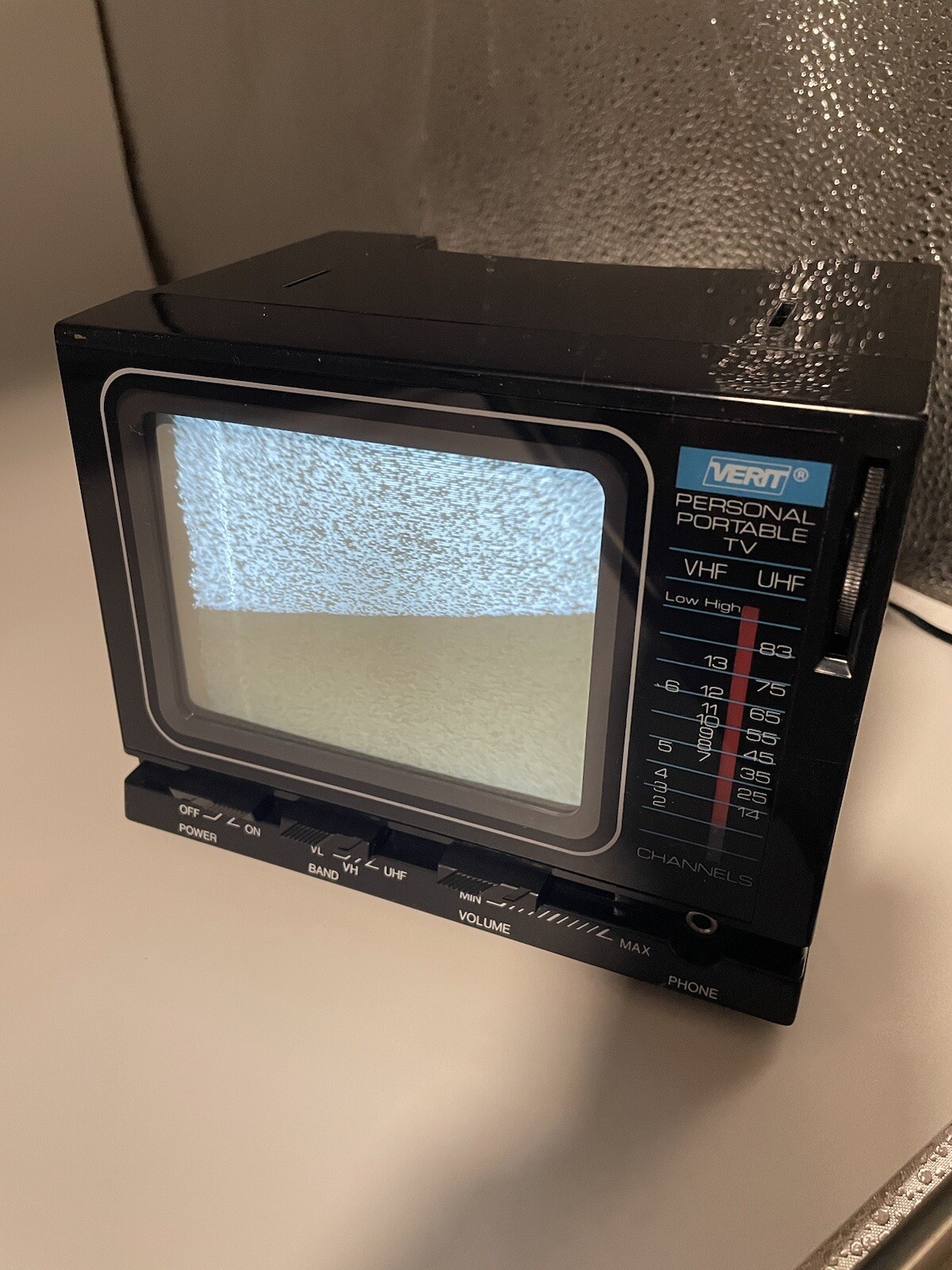 New Verit 4.5” Black & White Television; Complete w/ Original Box – Tested TV826