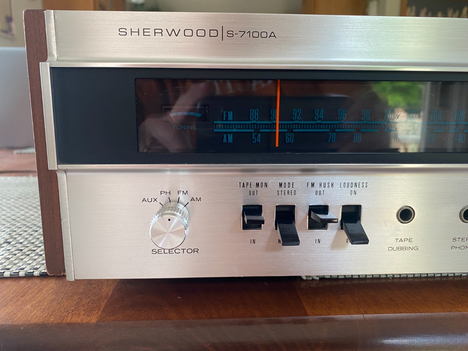 Sherwood S‑7100A Receiver – Recapped, Serviced, Clean Faceplate, Tested