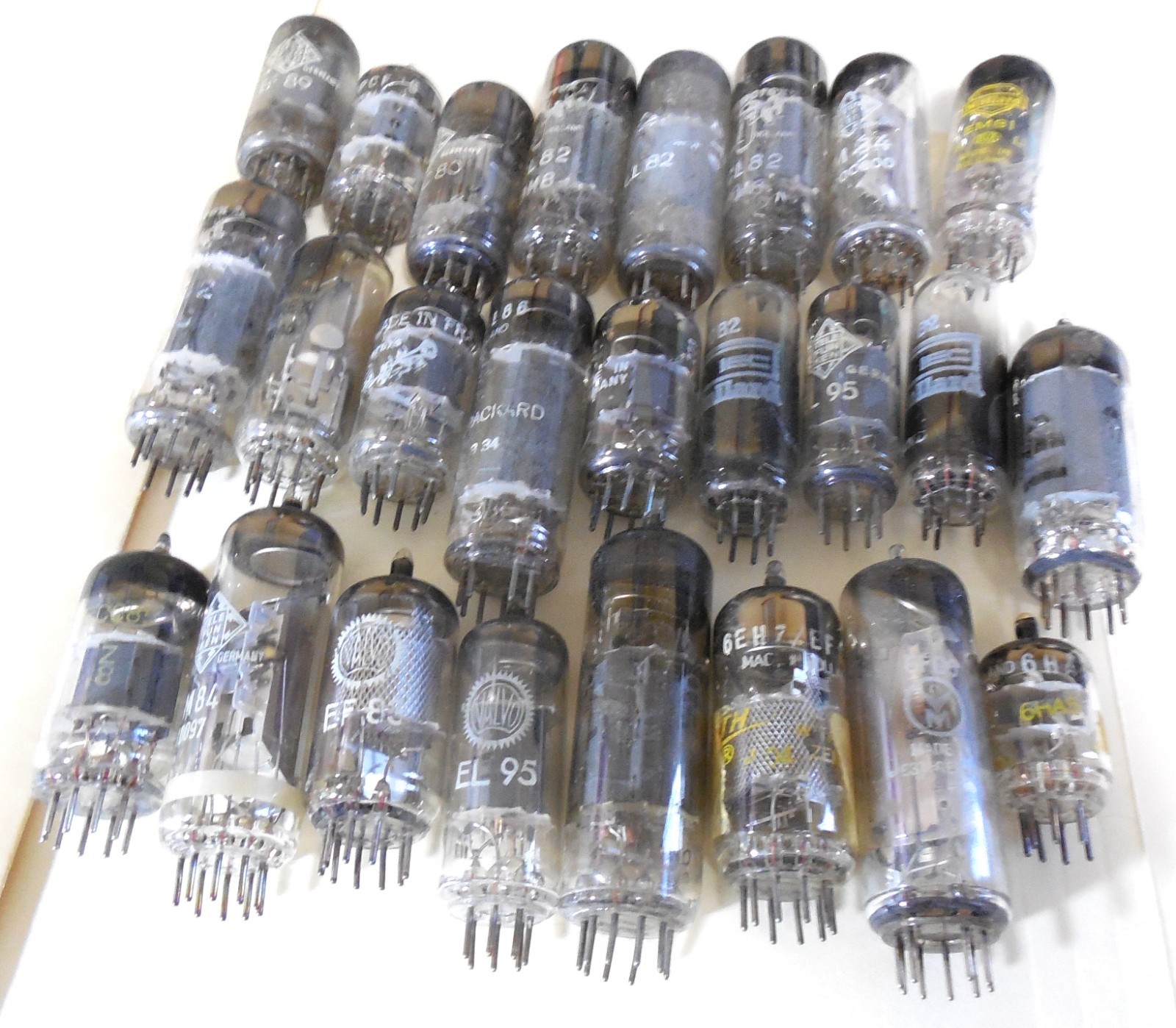 Lot of 25 vintage European tubes! Untested…Telefunken Mullard Amerex Valvo +++