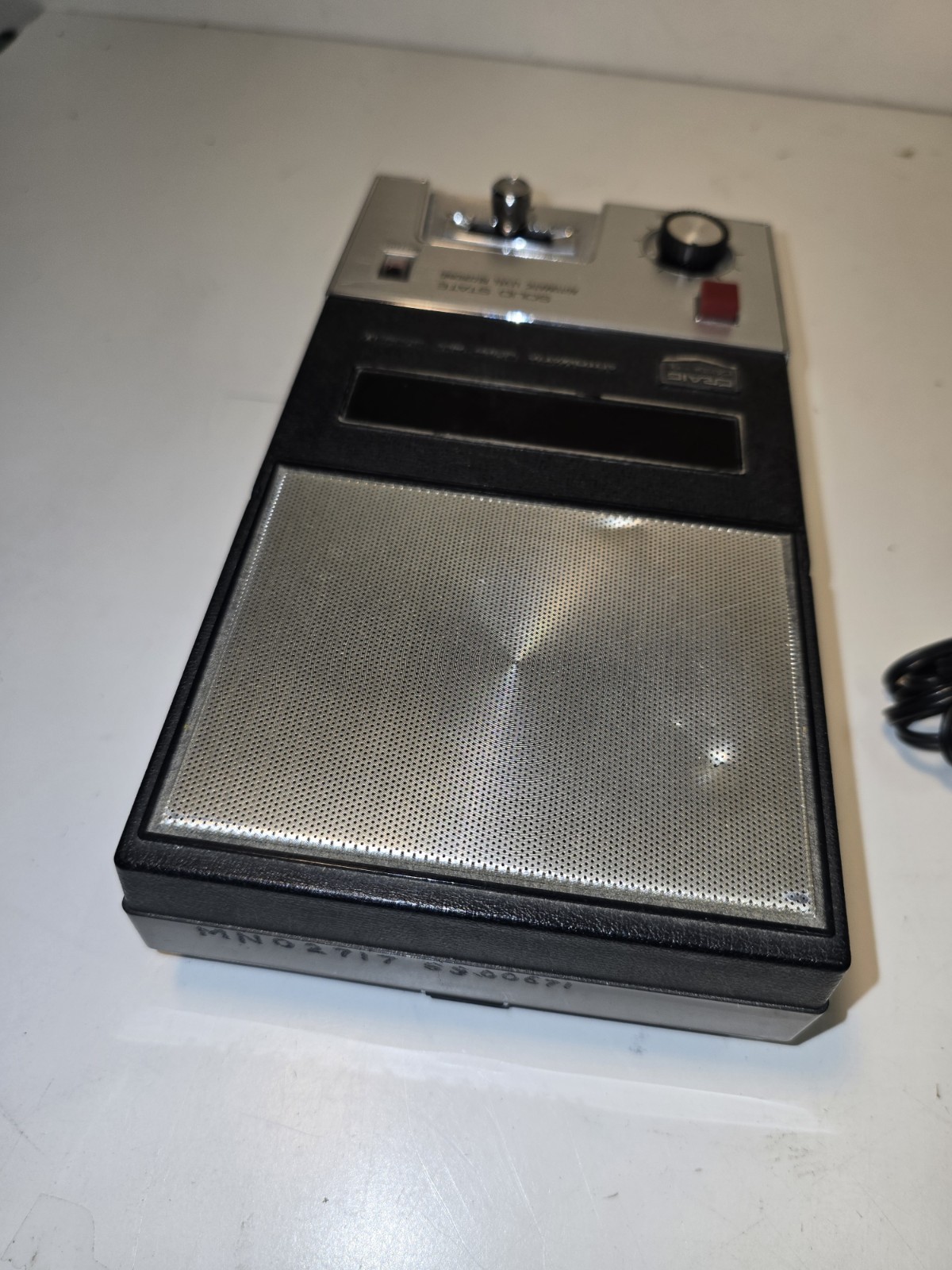 Vintage 2623 CRAIG Cassette Tape Player/Recorder Portable w/ mic & AC adapter