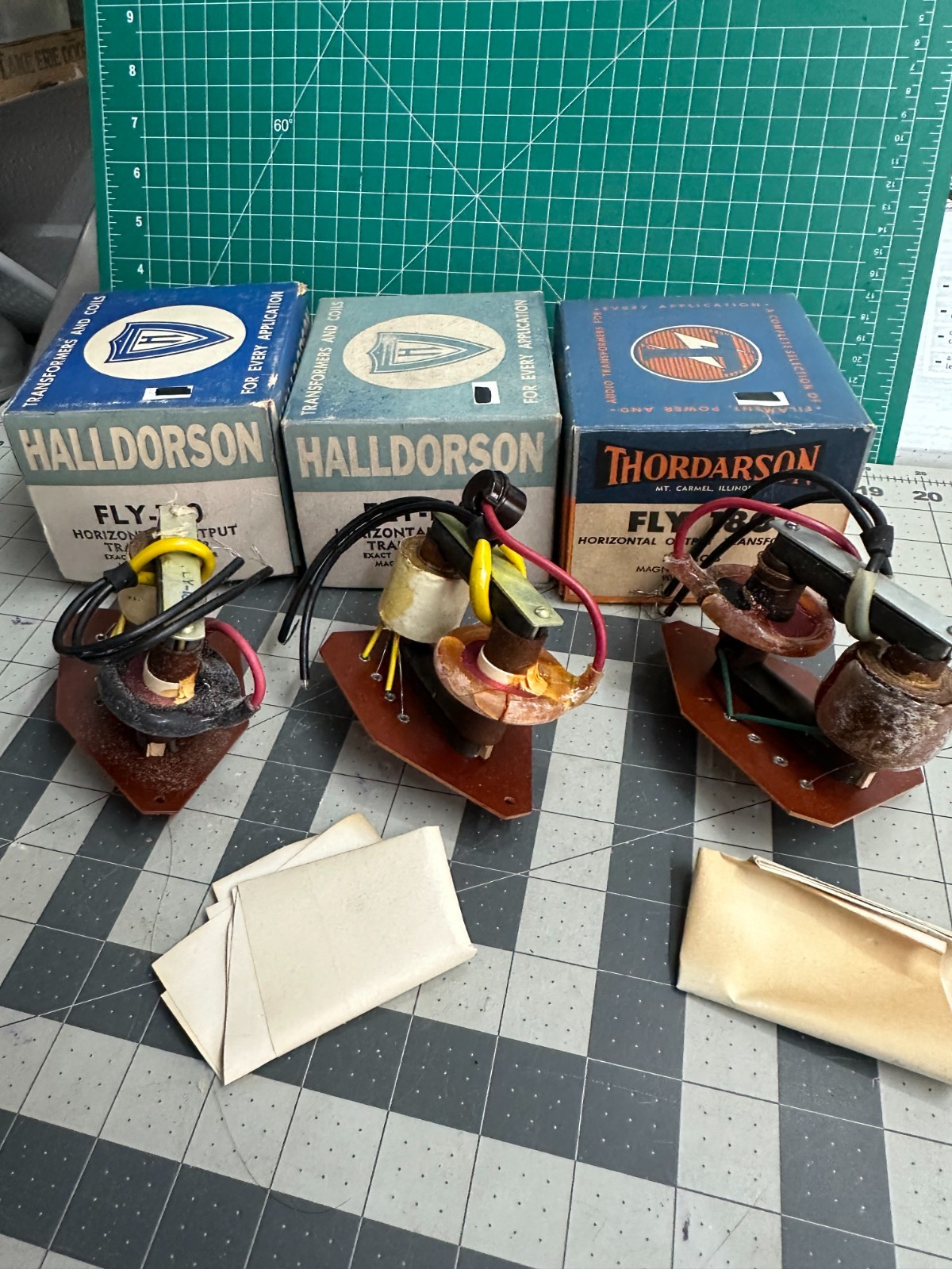 3-pack VINTAGE Halldorson Fly 180 Power Horizontal Output Transformer 306811-1