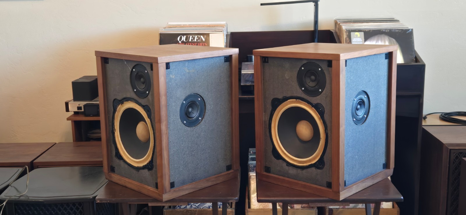 Rare Vintage Realistic Optimus-4 Omni-Directional Speakers