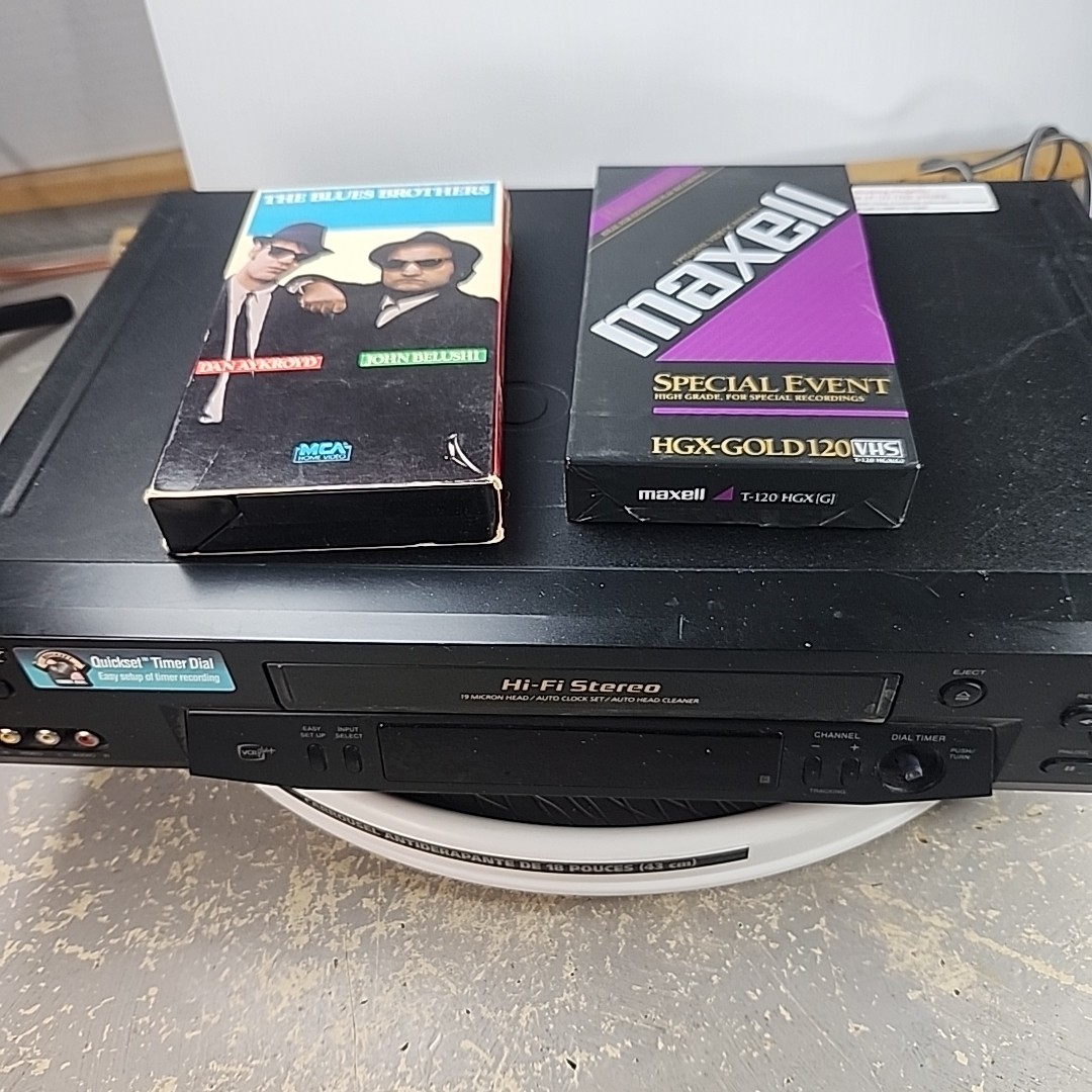 Sony SLV-N71 VHS Player 4 Head Hi Fi Video Cassette Recorder VCR No Remote