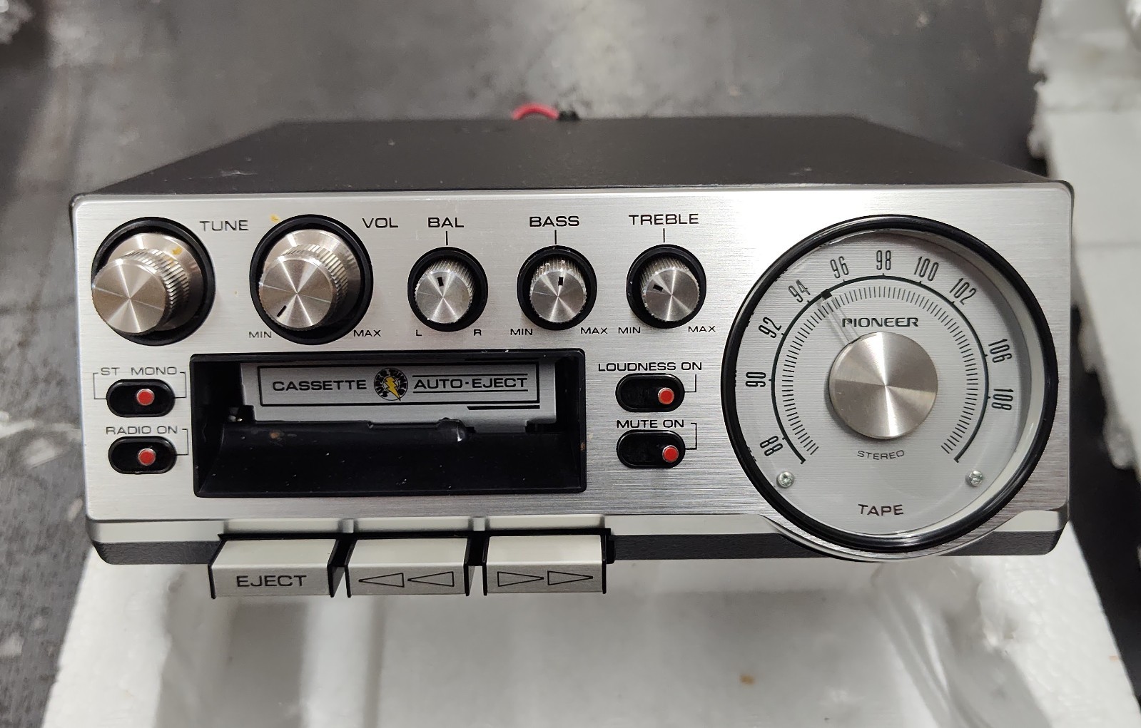 Pioneer KP-500 Cassette Player AM/FM New In The Box