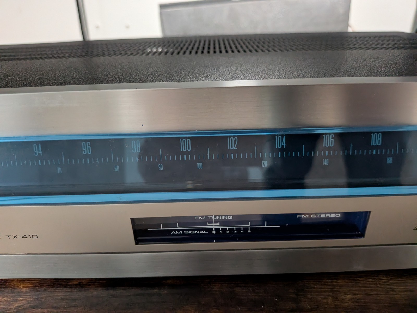 Pioneer TX-410 AM/FM Stereo Tuner Silver Face Analogue Dial 120V 60Hz BROKEN