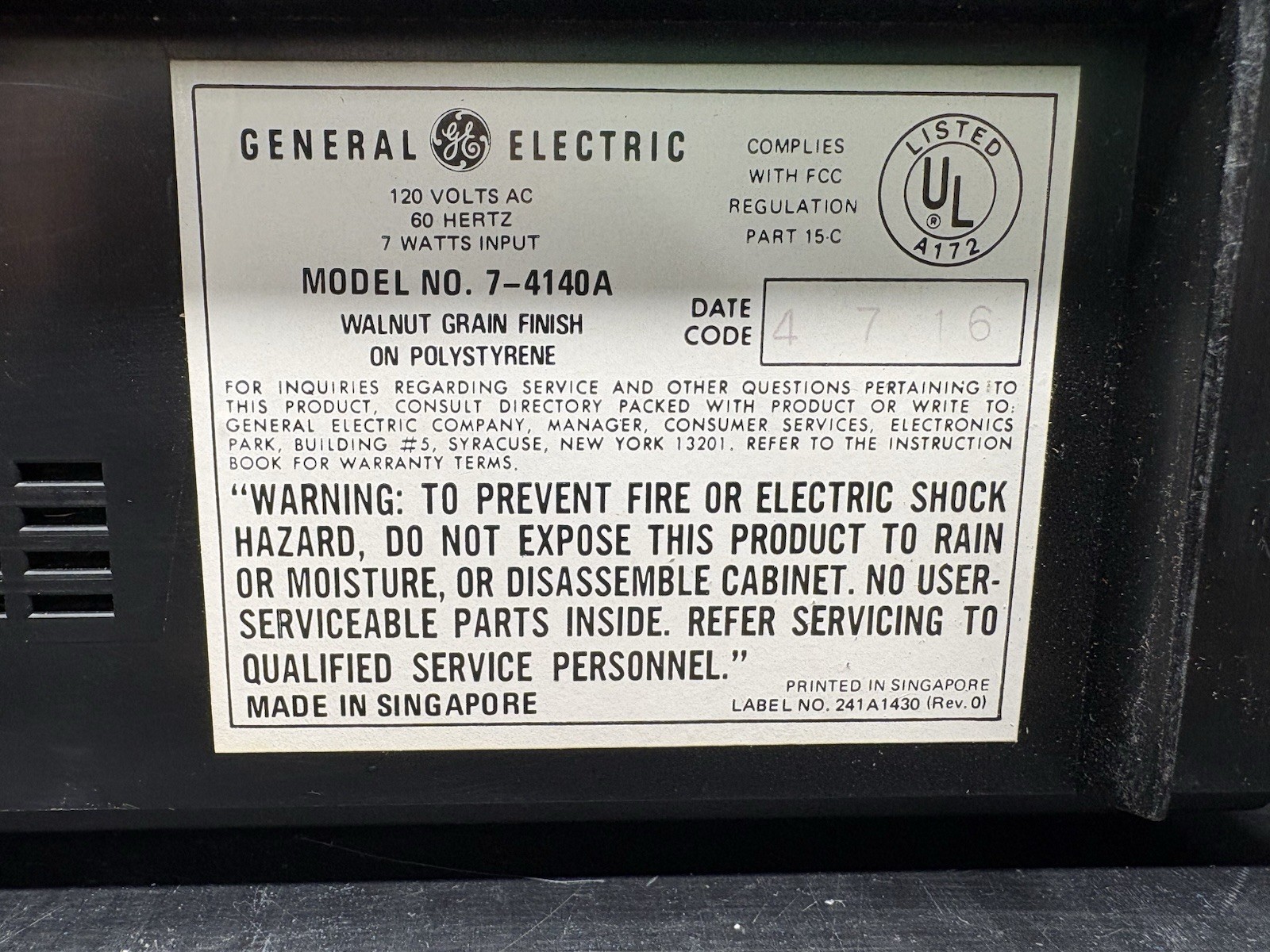 Vintage General Electric #7-4140A AM/FM Radio Faux Wood Grain Working