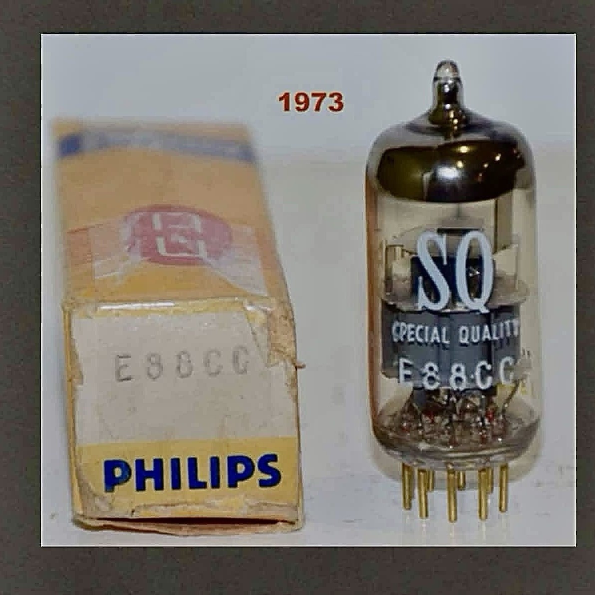 1973 Matched Philips SQ E88CC 6922 Vacuum Tube w/ Gold Pins Model E88CC