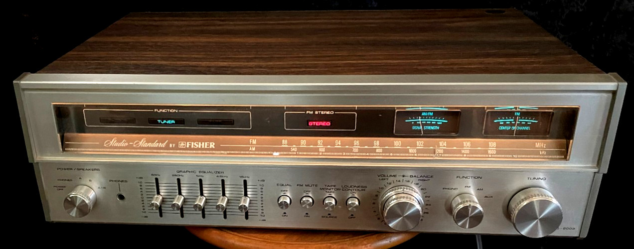 Vintage Fisher Studio Standard Receiver Stereo RS-2003