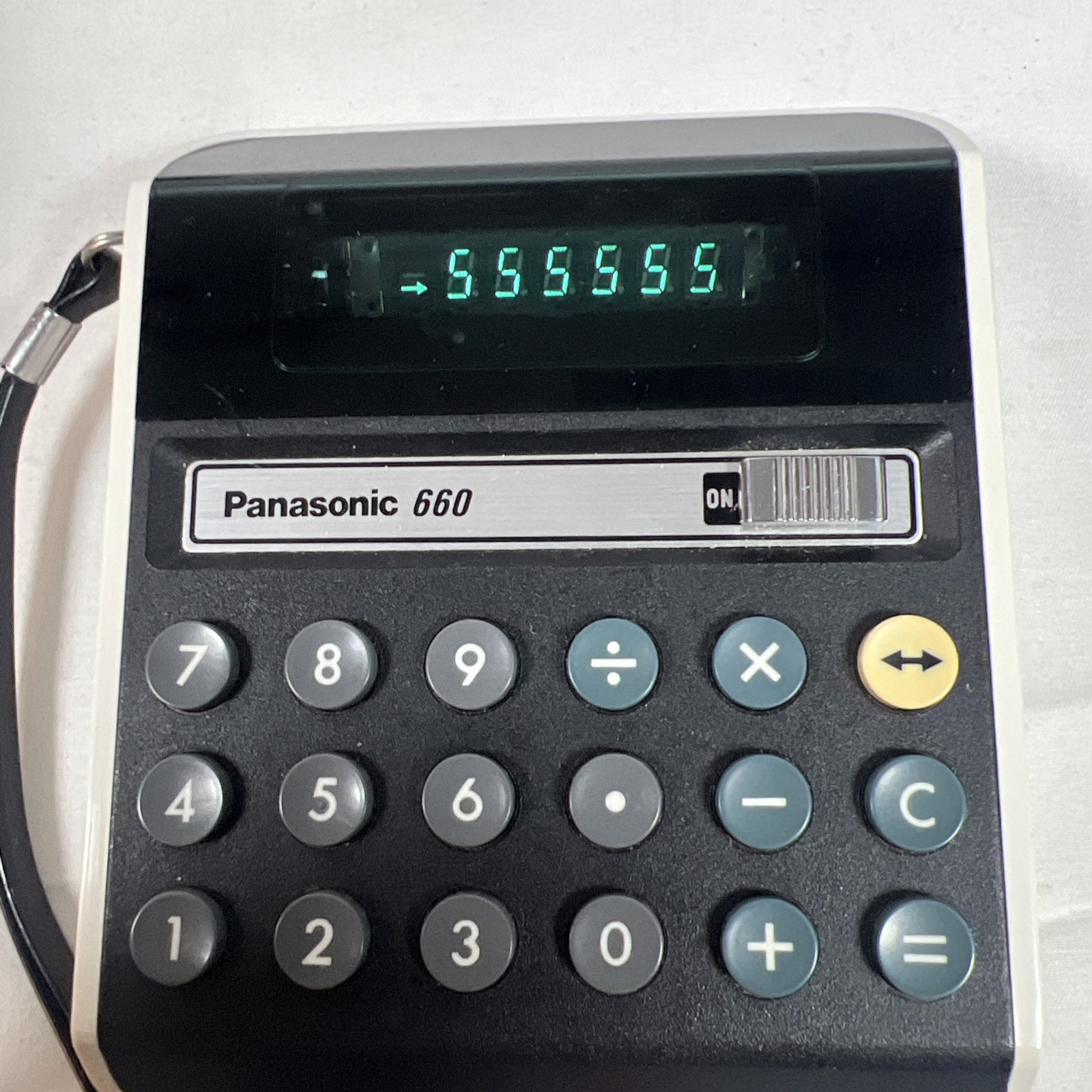 Vintage 1974 Panasonic 660 Calculator With A/C Plug And Case Model JE-660U