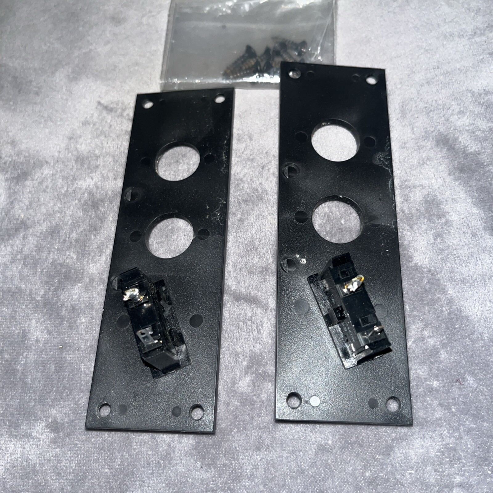 Used Set of Fisher ST-920 Reset Panels & Matching Screws