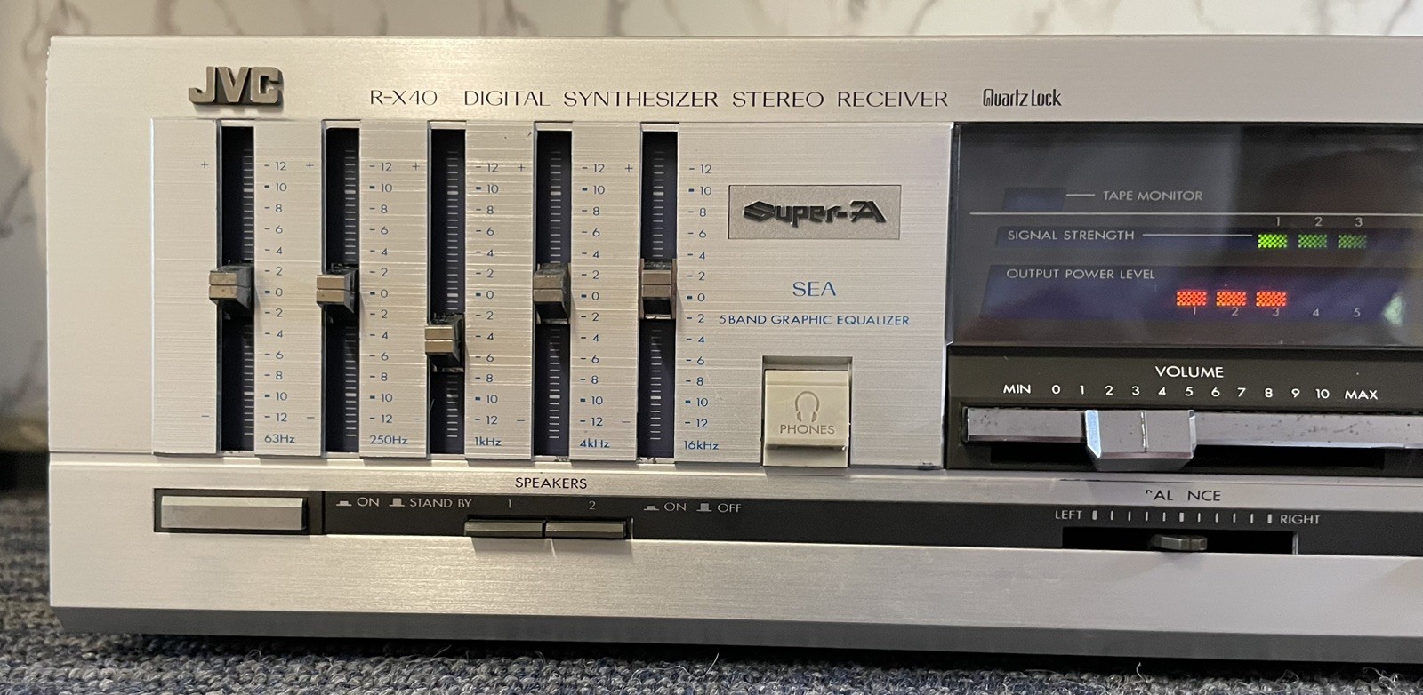 Vintage JVC R-X40 Stereo Receiver Works Great – 1 Issue