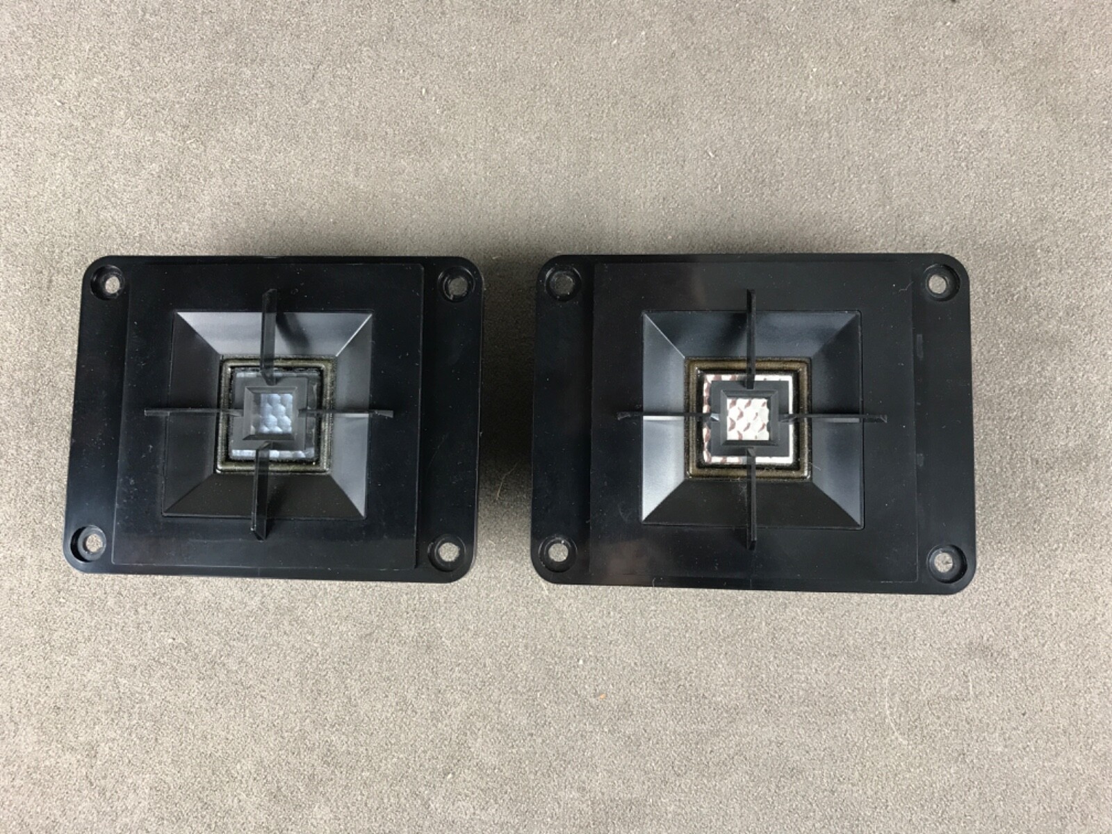 Pair of Honeycomb TechniCoustics Tweeter HCT 100 Audio Speaker