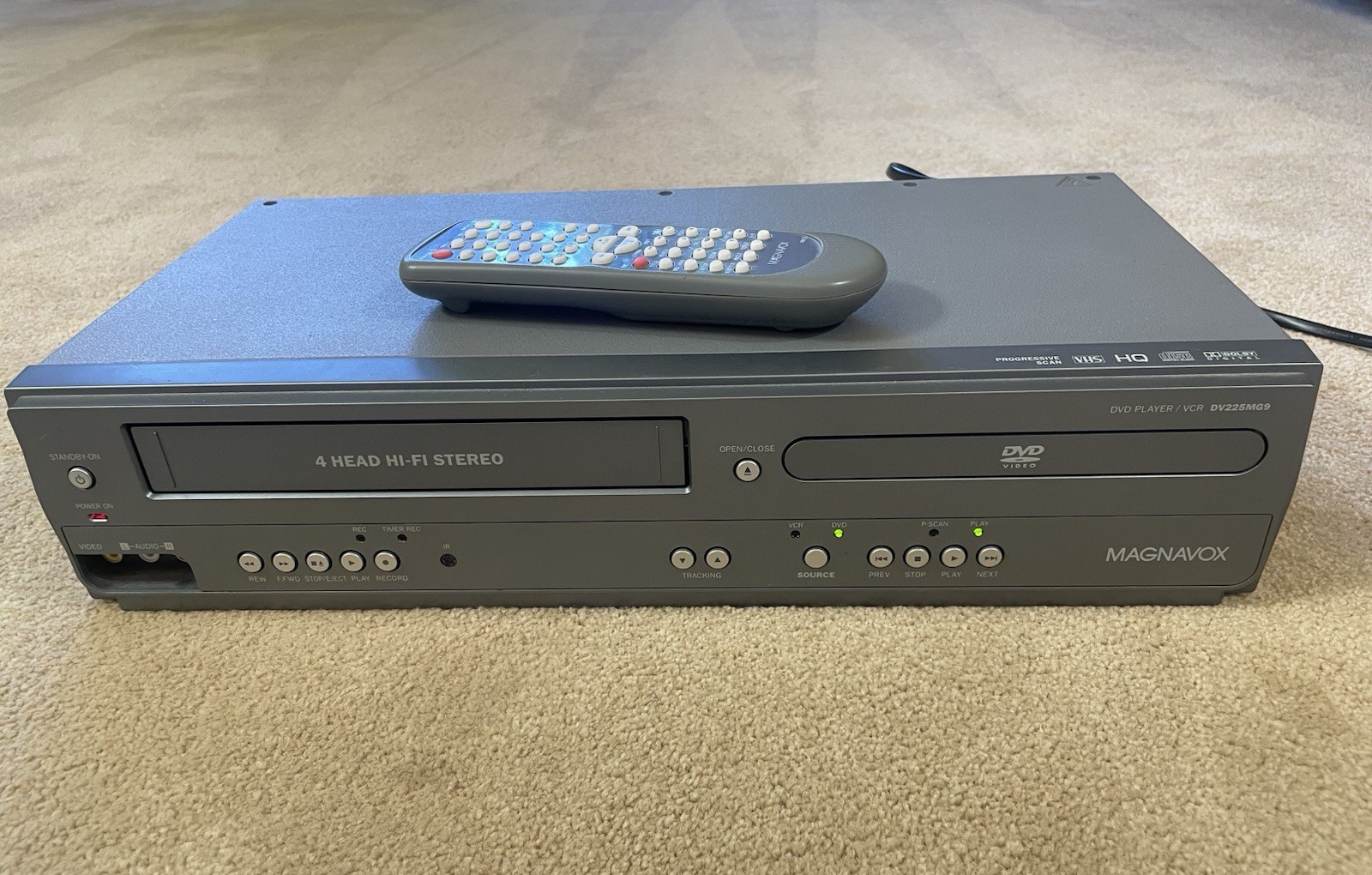 Magnavox DV225MG9 DVD/VCR Combo Player/Recorder W/ Remote TESTED WORKS