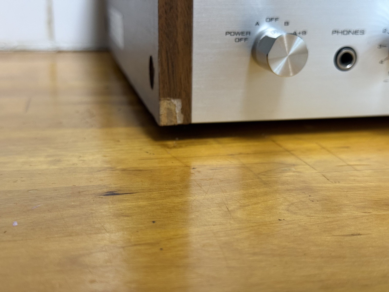 Toshiba Model SA-725 AM/FM Stereo Receiver – Good+ Condition – *Tested*