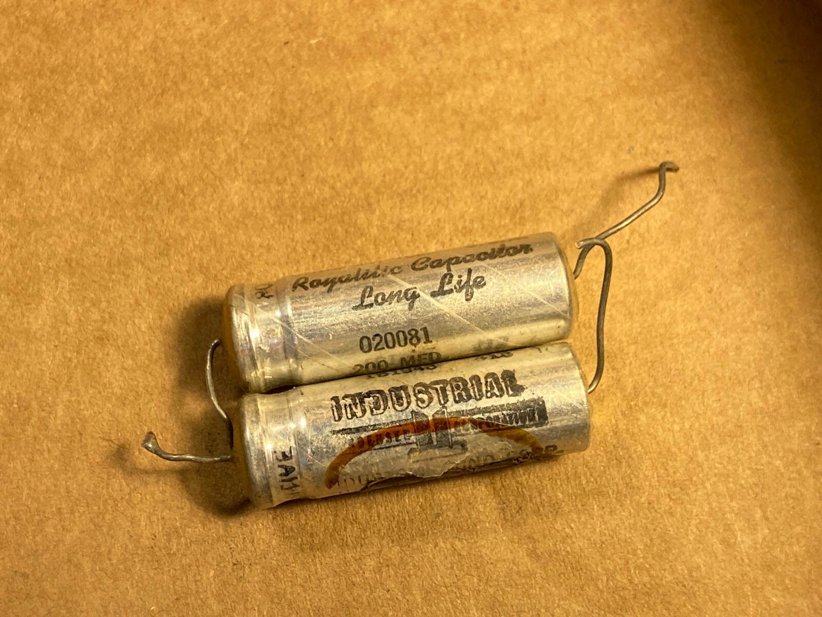 Pair Vintage 50s ICC Royalitic 200 uf 50v Metal Tube Amp Axial Capacitors TESTED