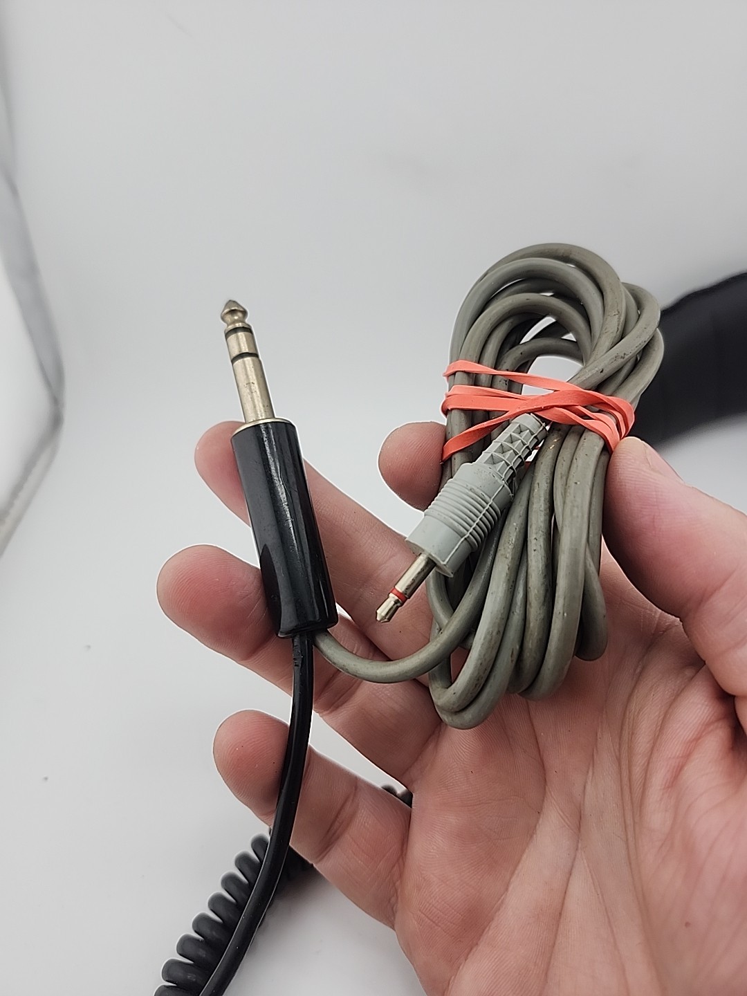 Vintage 1970’s Daytron HP-200 stereo headphones w/ 2 Different Jacks