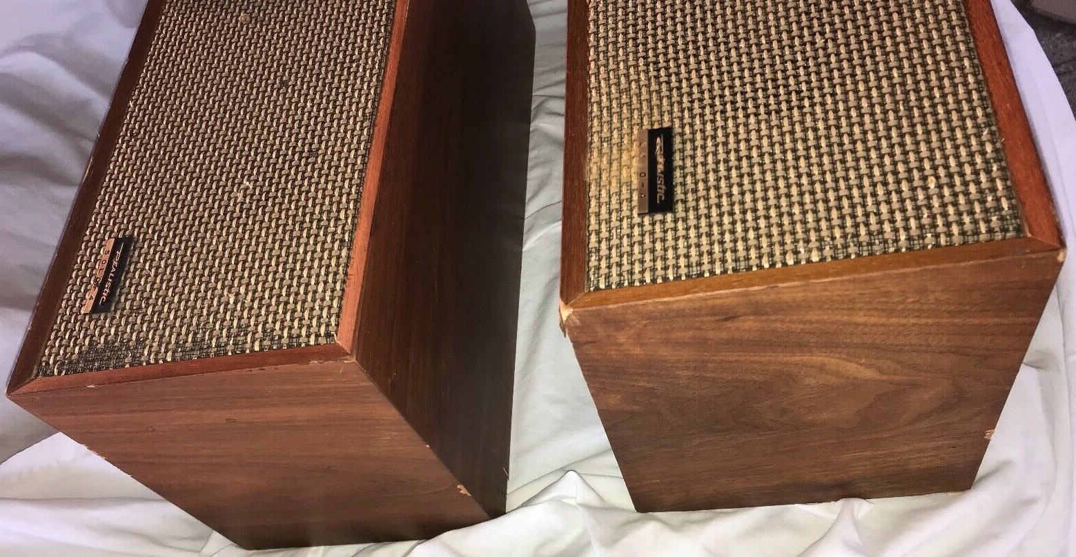 Vintage Pair Of Rare Realistic Solo 4 Speakers Both Sound Nice !