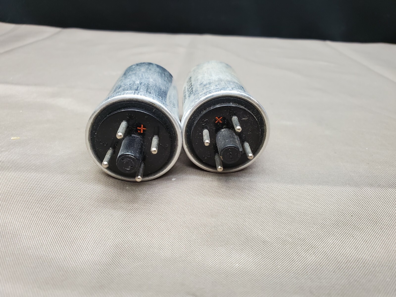 2 NOS Vintage Cornell Dubilier Can Capacitor 40 MFD 400 WV #CE51 C400Q