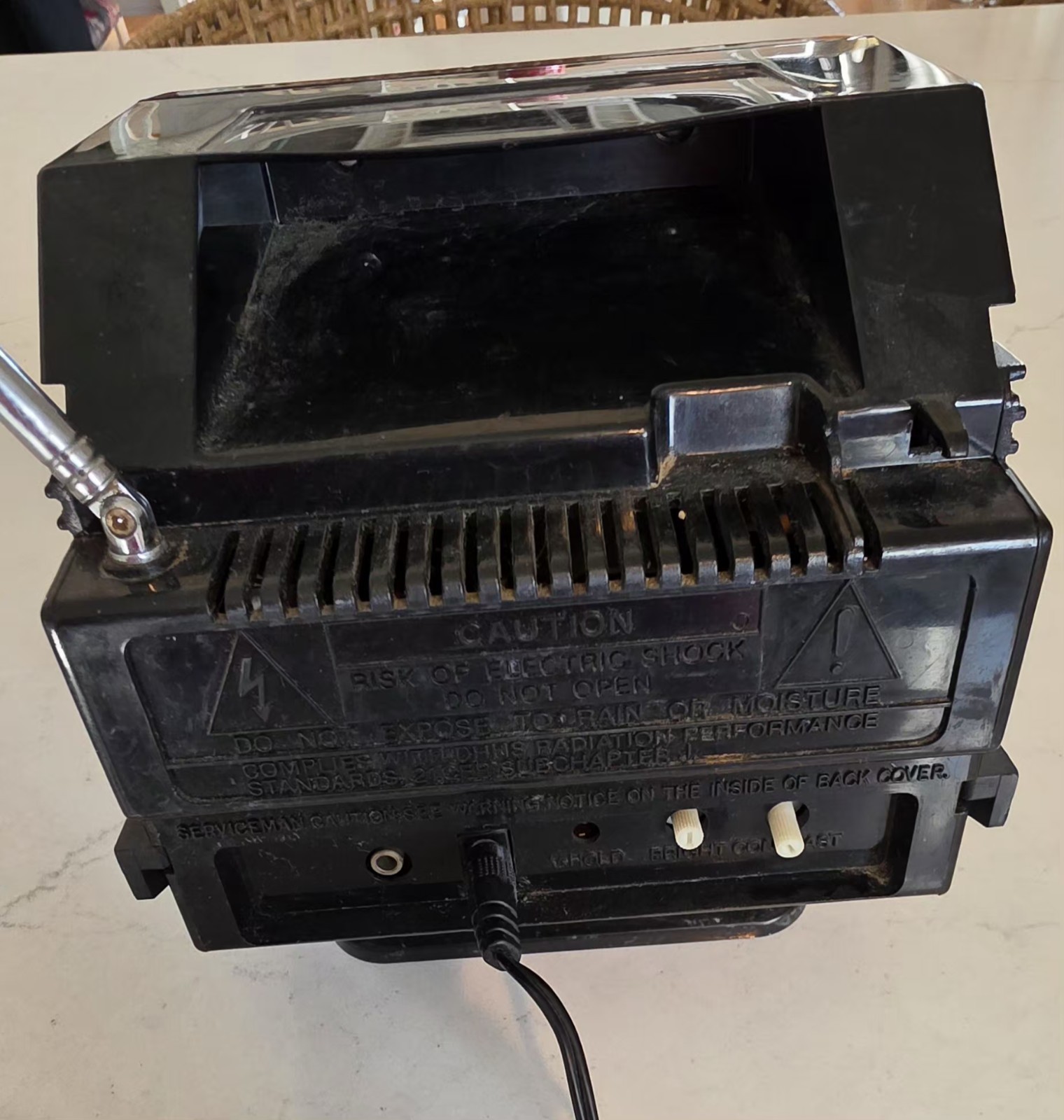 Vintage Rhapsody Mini Portable TV Television 4.5″ Model TVS 627 Black White