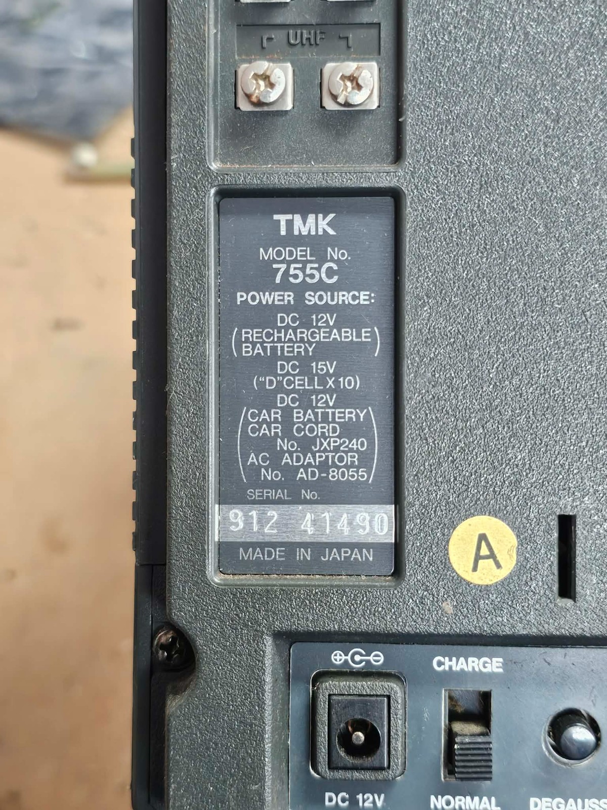 Retro Vintage TMK 755C Portable Color TV 5″ Screen wAntenna Clean Battery Area