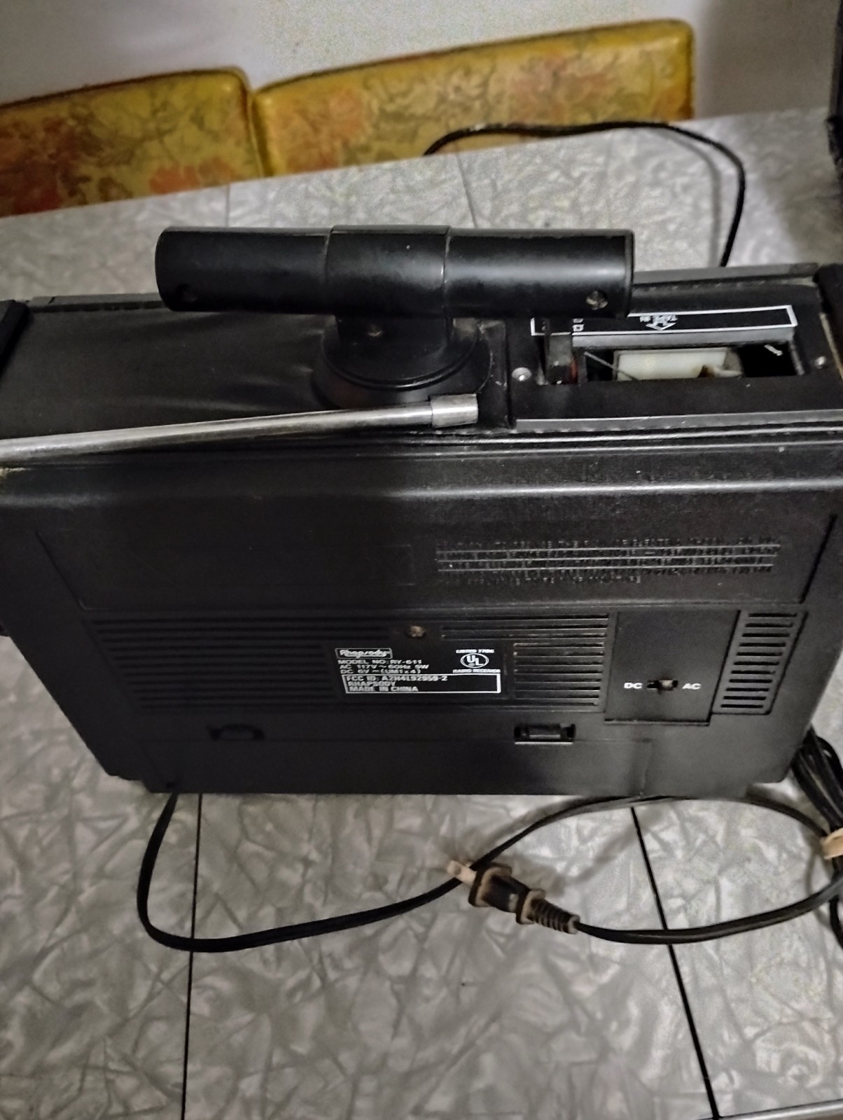 vintage Rhapsody Model No. RY-611 Mutiband Receiver Radio – Read Description
