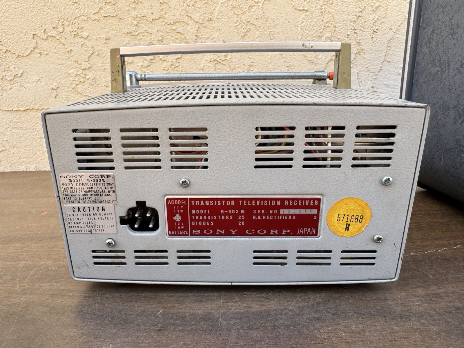 Vintage Sony 5-303W All Transistor Portable Analog Micro TV w/ Case – Japan