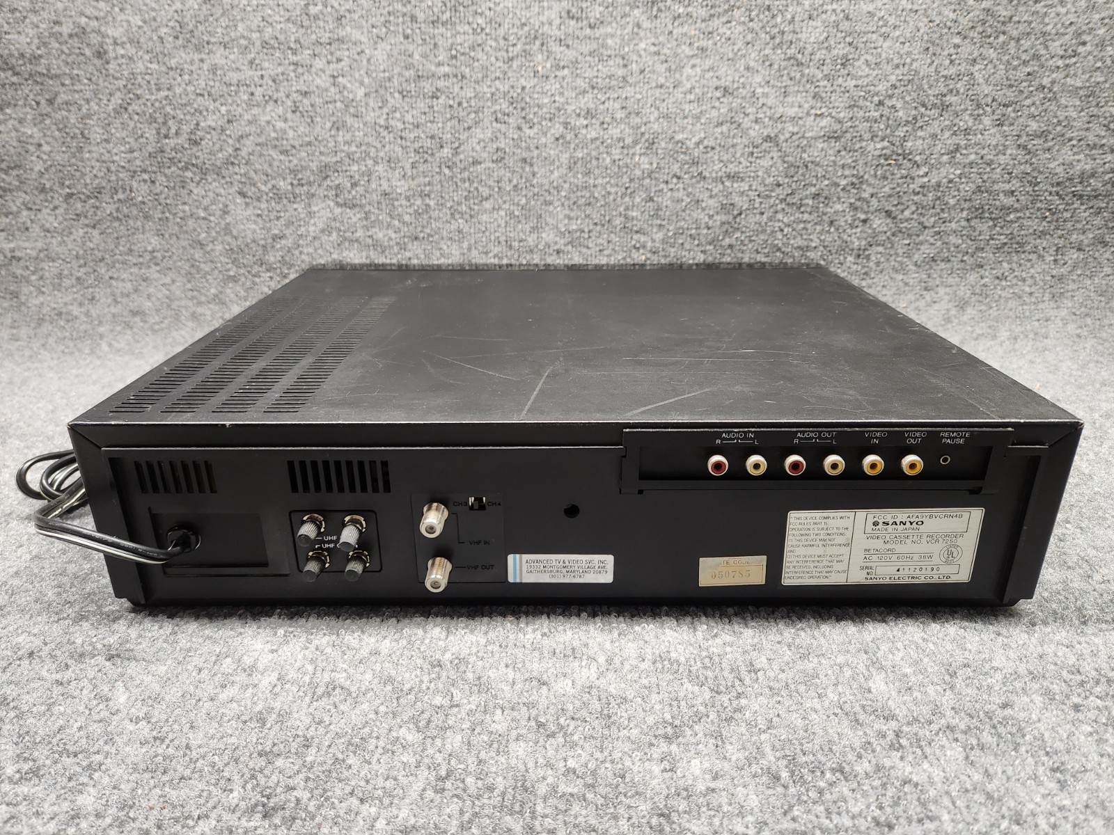 Sanyo VCR 7250 SuperBeta Hi-Fi Beta Video Cassette Recorder/Player *Parts*