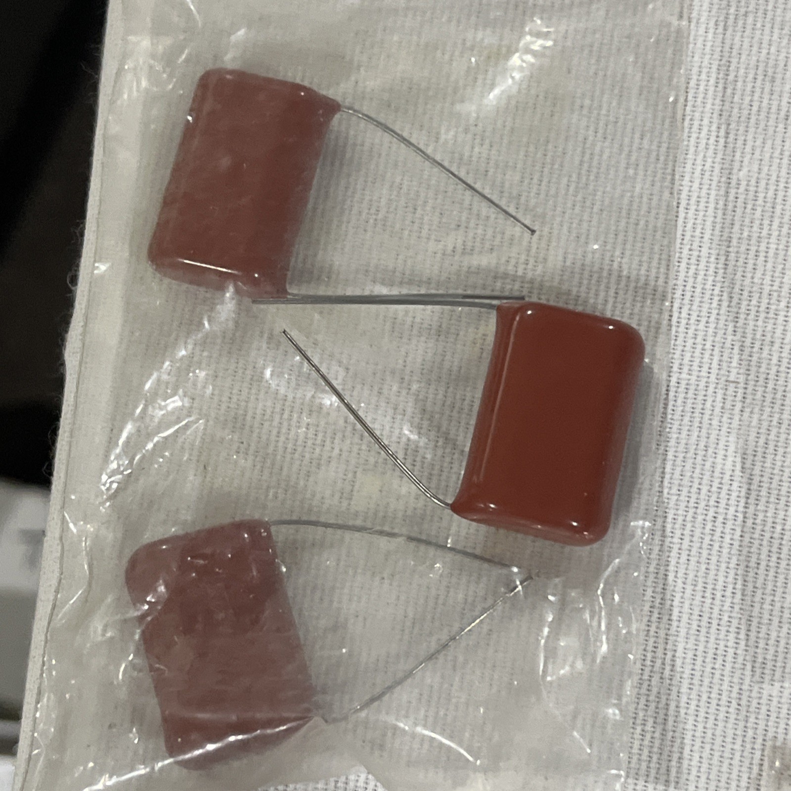 Vintage Mixed Lot Of Electronic Components Resistors Capacitors Transistors TV