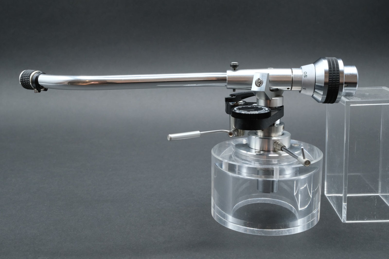 Micro Seiki MA303 Tonearm (01)