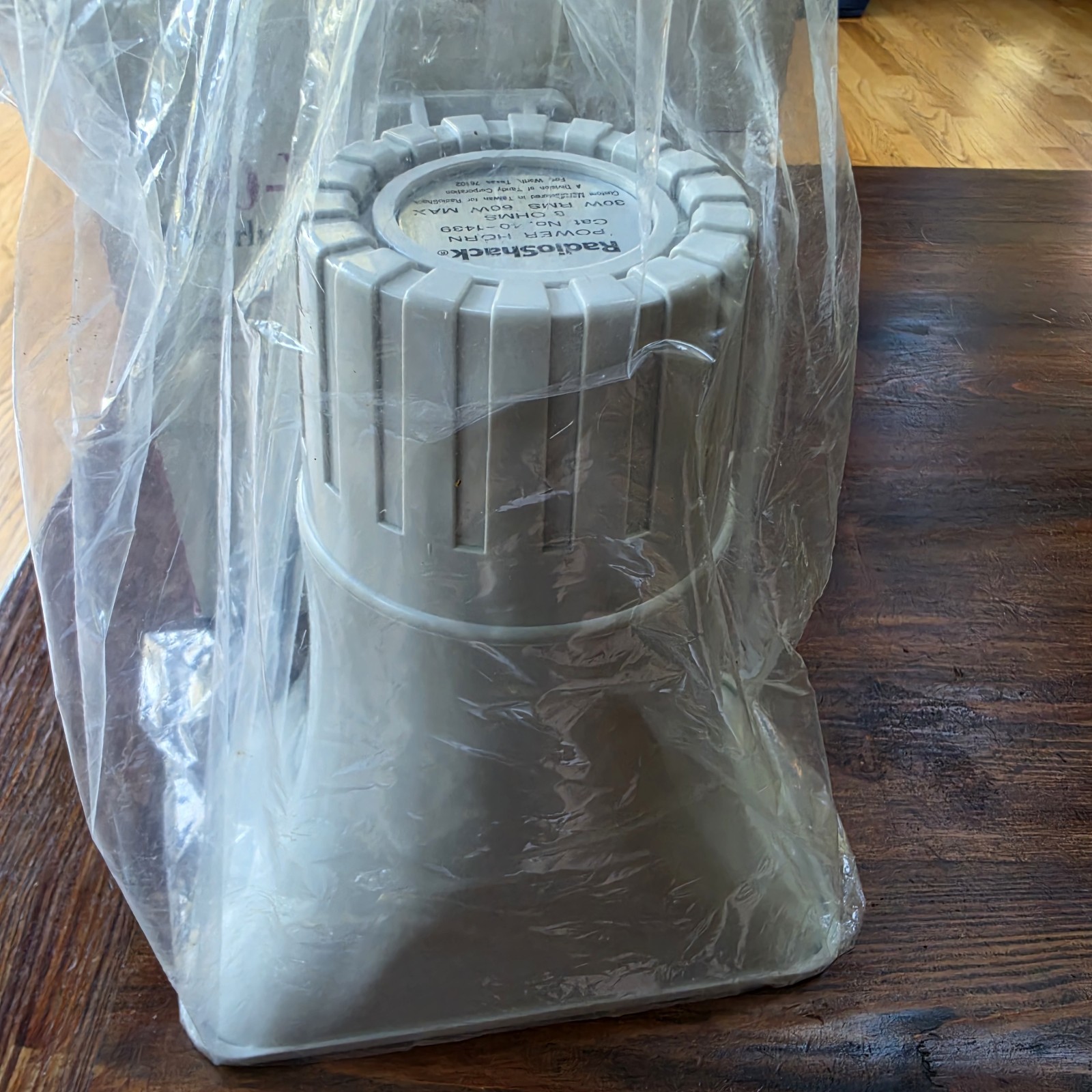 RadioShack Powerhorn 40-1439 60 Watt Max 30 Watt RMS New NOS 104dB 8-ohm