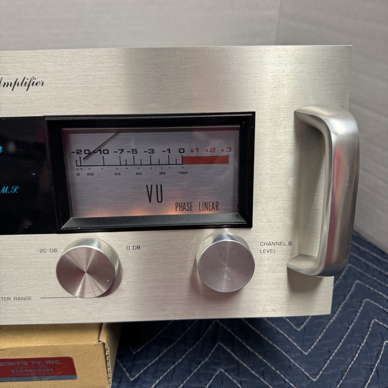 PHASE LINEAR 700B 2-CHANNEL STEREO POWER AMPLIFIER – SERVICED – CLEANED – TESTED