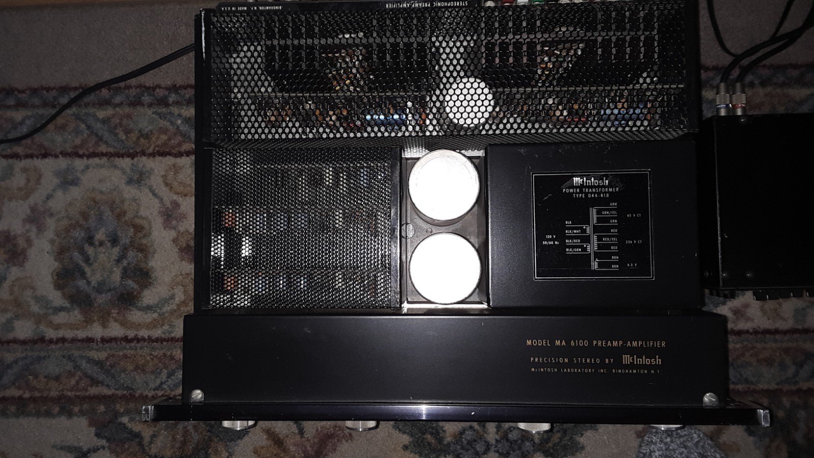 McIntosh MA6100 Integrated Amplifier with both Owner & Service manuals. Needs sv