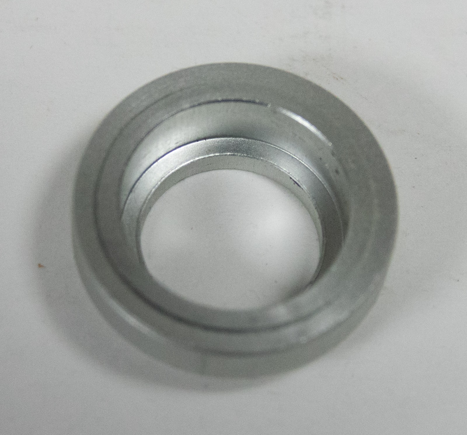 TASCAM 32, 34, 38 Large Capstan Dust Cap 5800288600