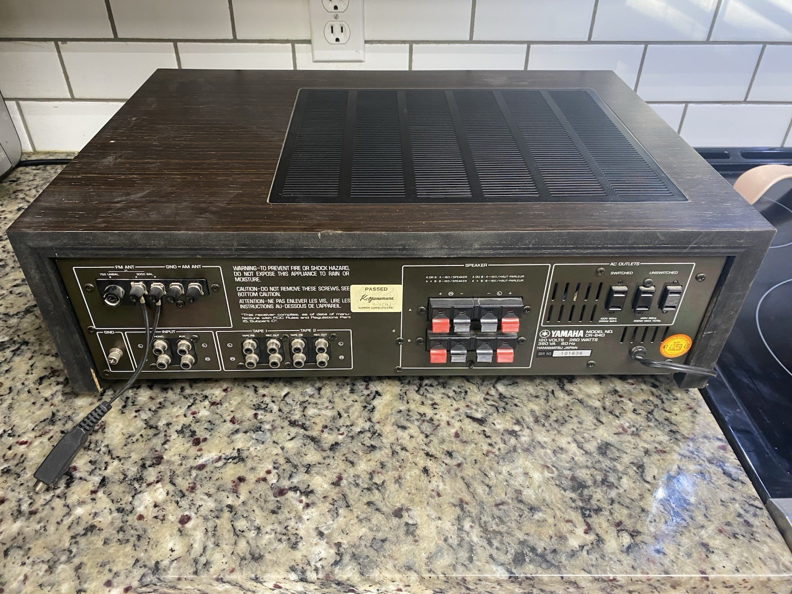 Vintage Yamaha CR-640 AM/FM Stereo Receiver **READ**
