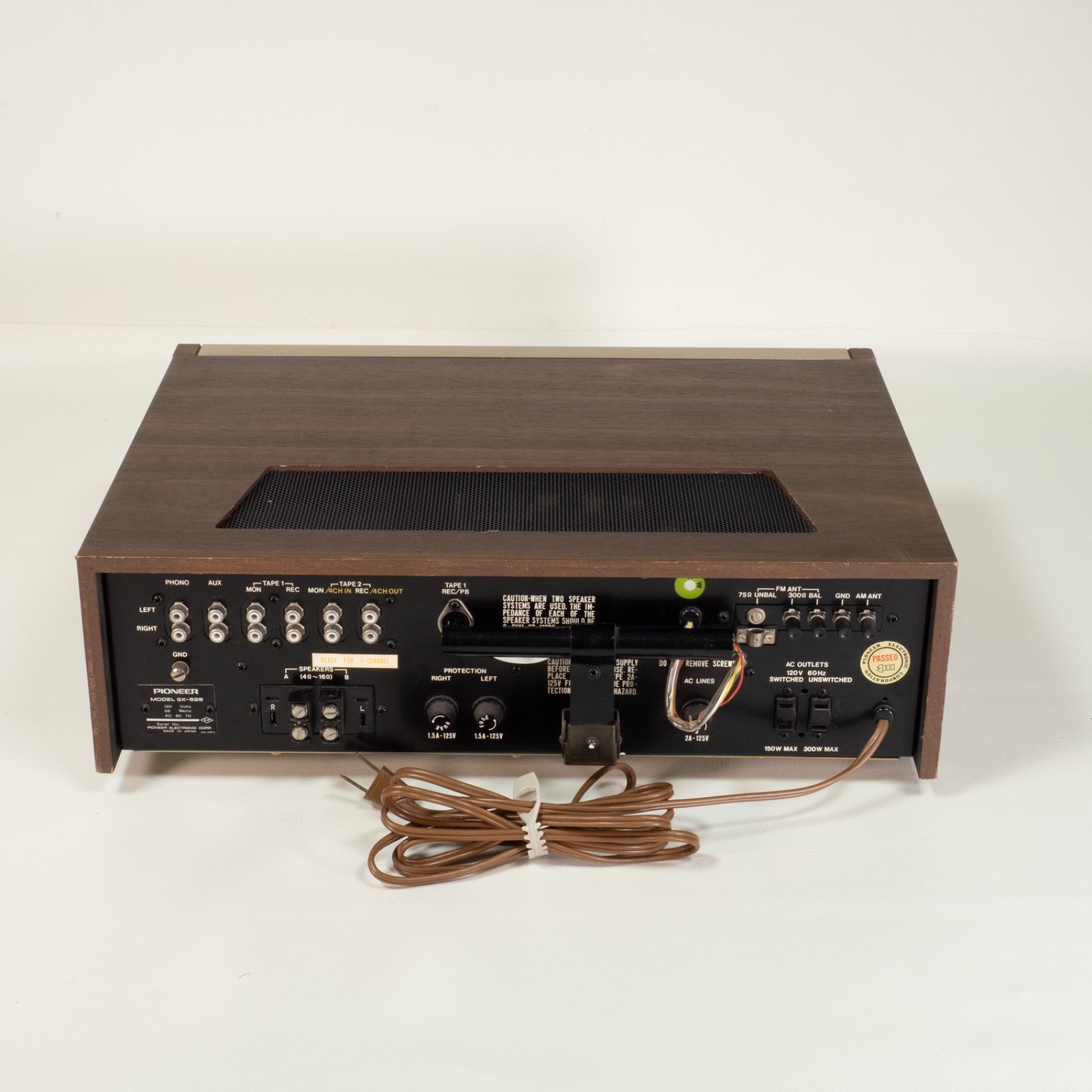 Vintage Pioneer SX-525 Stereo Receiver Sounds Great Needs Minor Service