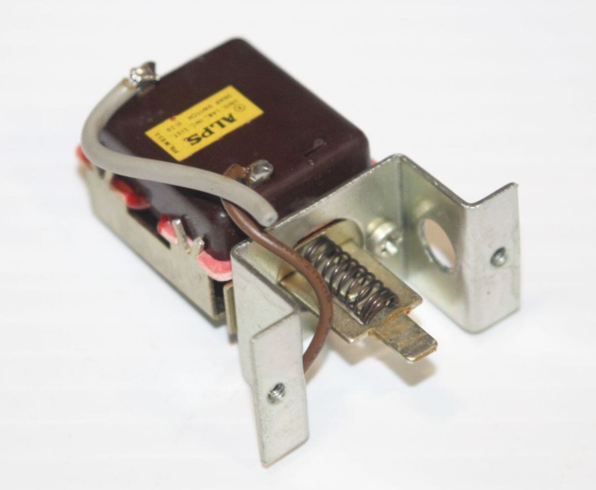 Vintage Realistic STA-80 Receiver Amp – Power Button Alps Snap Switch Assembly