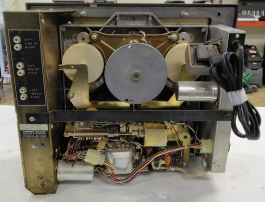 AMPEX Model 1450 Audio Recorder-Reproducer Reel to Reel Deck