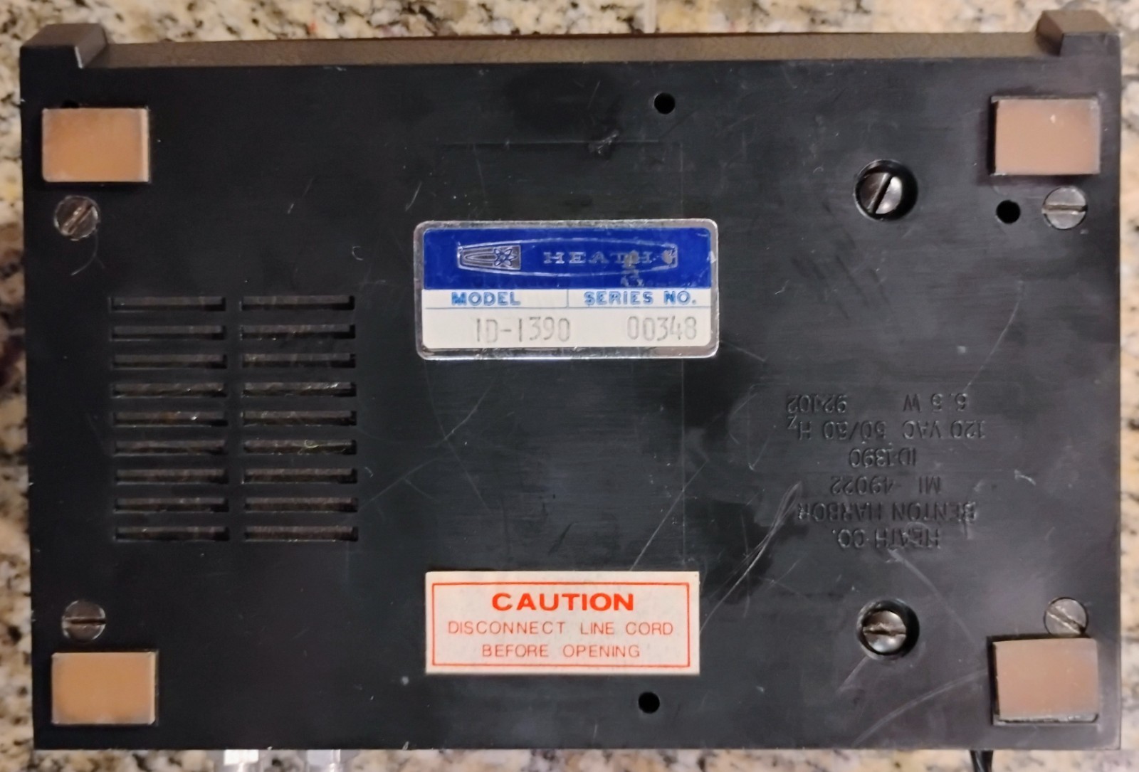 HeathKit Indoor/Outdoor Temperature Display Model ID-1390 Series No. 00348