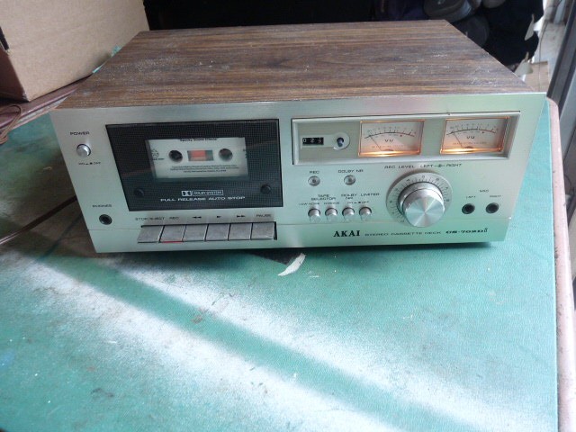 Akai CS-702DII Stereo Cassette Deck Vintage Silver Face Wood Cabinet Tested
