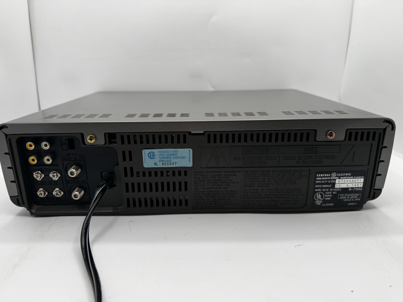 General Electric Video Cassette Recorder 9-7500 VHS Player Tested w/Remote Works